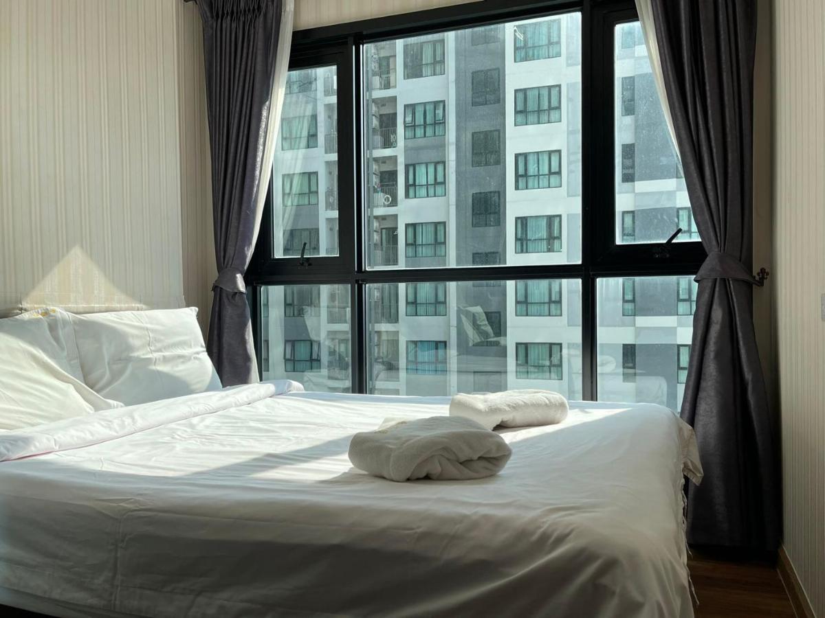The Base Central Pattaya By Adam Buitenkant foto